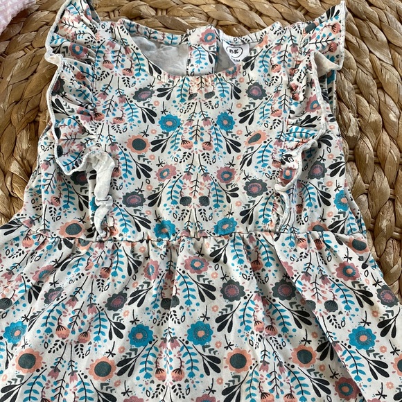 BK Dress - Picture 2 of 4